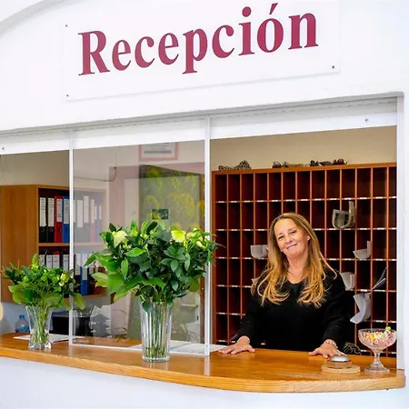 Residencia Montebello Aparthotel La Nucia
